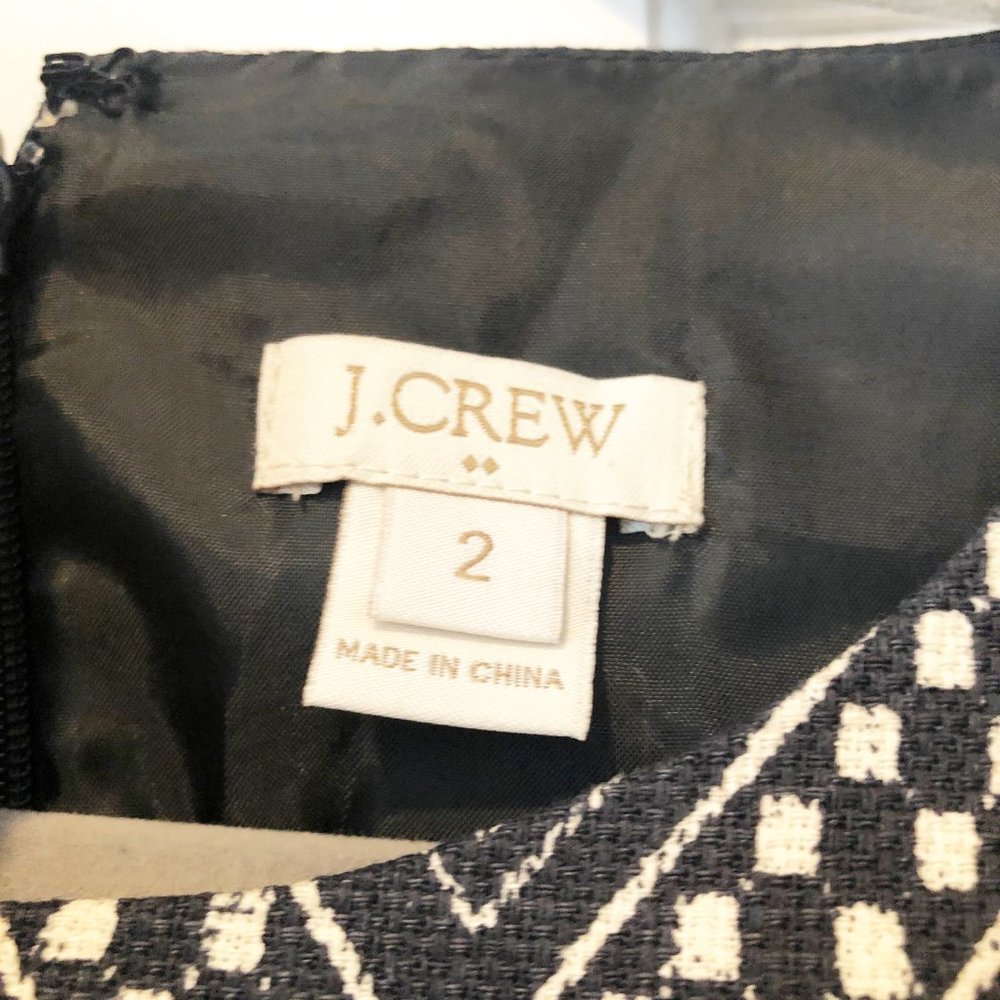 J. Crew Ikat Geometric Sleeveless Fit and Flare Shift Dress Black White 2 - Picture 5 of 10